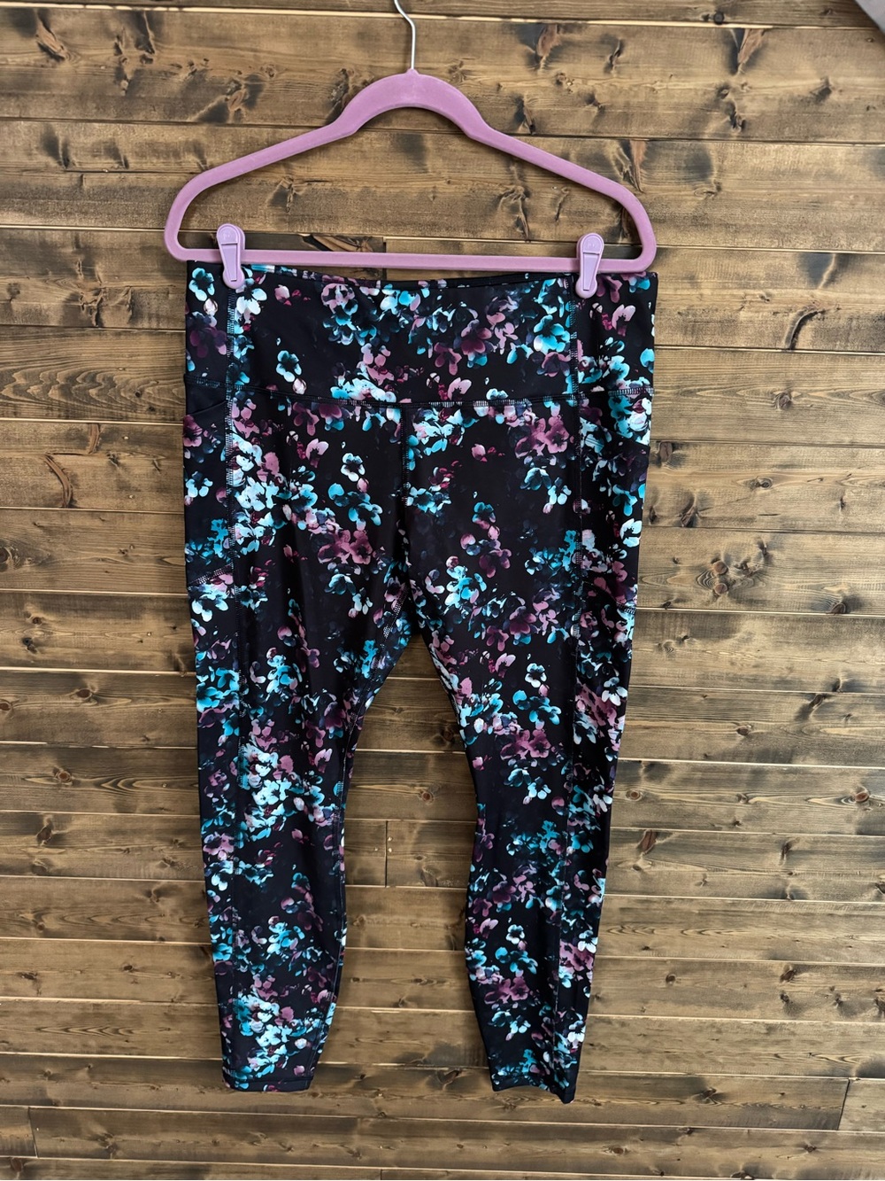 Avia Performance Black Floral Leggings NWT